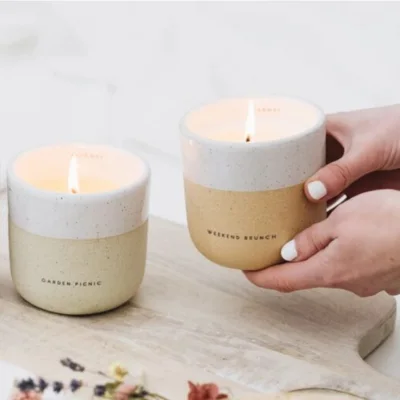 Velas en recipiente